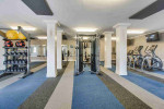 Bright, spacious 895 Sq Ft, 2 Bed/1 Bath for rent at Kew Gardens