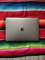 Macbook M1 (2020)