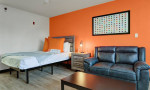 Studio 1BA, No Long-Term Lease Required, Free Premium Cable TV