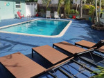 Spacious, Remodeled apartment suite with pool. Utilities included