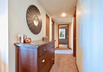 Ideal location! Close to everything! 1 bed / 1 bath! 700 Sqft!