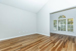 In Pasadena, 1BD 1BA, Picnic Area with Barbecue