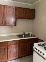 1 Bedroom Efficiency Apartment