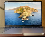 Macbook Pro, 2019 — 512 GB SSD, 16 GB RAM — TouchID + TouchBar