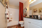 Microwave, BBQ/Picnic Area, Laundry Facility