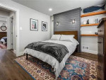 2BD/2BR Duplex!