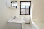 Near Andersonville 2nd 3rd mo FREE, Lakeviews, Doorman, Garage, Gym