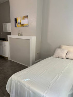 Large Renovated Studio on N 16th St AVAILABLE