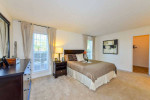 A touch of modern living: 3 BR, 1400 Sq Ft.