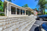 A touch of modern living: 3 BR, 1400 Sq Ft.