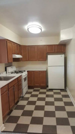 Stop by today and check out our lovely 750 sq ft, 1 bed / 1 bath!