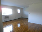 No Fee_Port Washington Studio Unit_Hardwood Floors_LIRR