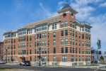 Spacious 2 Bed/2 Bath available in Washington. Stop by today!