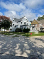 2121 7th St 1 bedroom Port Huron