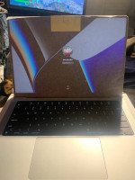 MacBook Pro a2442