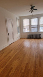 1 Bed-Heat Included (900sq ft)-Great Location