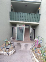 READY TO MOVE IN !