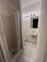 FANTASTIC Studio with Full Kitchen-ELECTRIC AND WATER INCLUDED!