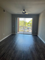 2 Bedroom 2 Bathroom Apartment- 1 MONTH FREE ON AN IMMEDIATE MOVE IN!