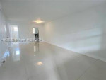 SPACIOUS REMODELED STUDIO TEPS FROM LINCOLN RD