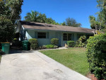 This bright, spacious 2 bedroom 1 bathroom unit