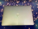 Apple Macbook Pro A1398 15.4" Quad Core i7 2.5Ghz 16G 512GB SSD 2015