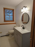 ~~Charming 2 bedroom, 1 bath house----Great Scarborough Location!