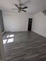 2BR/1BA Duplex with In-Unit Washer/Dryer and Scenic River View!