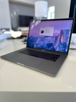 2017 MacBook Pro 15" Core i7 16GB Ram