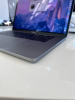 2017 MacBook Pro 15" Core i7 16GB Ram