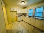 Single-family 3 bedrooms, 1.5 bathrooms ,house for renter ASAP