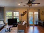 Large Studio for Rent in Cascades