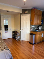 Large Studio for Rent in Cascades