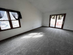 3BR 2ba duplex half available March 8th!