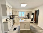 **Beautifully remodeled 4 bed 1 bath Tipp Hill home!!