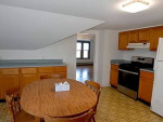 Charming 1 BR in East Rock multifamily home