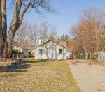 Welcome to your fully renovated!Shelby Township! !!