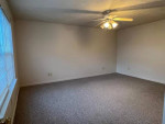 **Spacious 1 bedroom duplex+FOR RENT+ Close to shopping!!