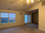 **Spacious 1 bedroom duplex+FOR RENT+ Close to shopping!!