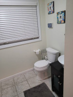 Milford,Furnished 3bd,21/2 bath house,eik,W/D,2 car o/s park, 2 decks,