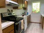2Bedroom townhouse updated flooring washer dryer in unit 8/1/24
