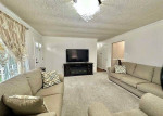 Charming Ranch-Style Home with New Roof in Serene Evansville!!