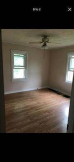 Small house in country setting for rent