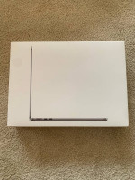 MacBook Air 13.6 inch BOX