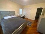 Big Private Room/PRIVATE Bath (min 7 nights)