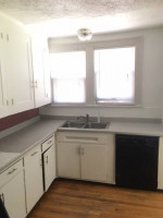 Walk To CWRU, Hospitals, 3-Bed + office, 2.5 Baths,Oak ,Parking,sov-15