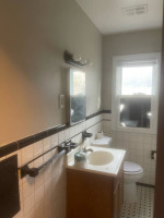 3 nedroom bungaliw for rent $1400