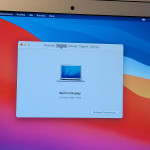 MacBook Air 2014 13-inch 
Intel core i5 1.4 GHz 
4GB RAM 
121GB flash storage 
M