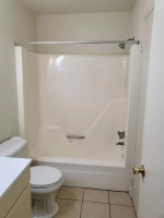 Newly renovated 2-Bed/1.5-Townhouse + Near Rosemont/Lynnhaven Parkway!
