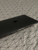 MacBook Pro 1tb